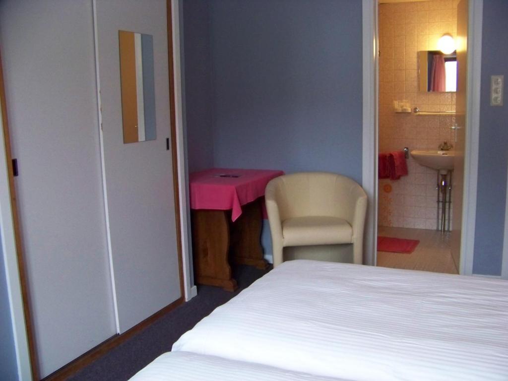Auberge Le Vieux Moulin Bouillon Rum bild